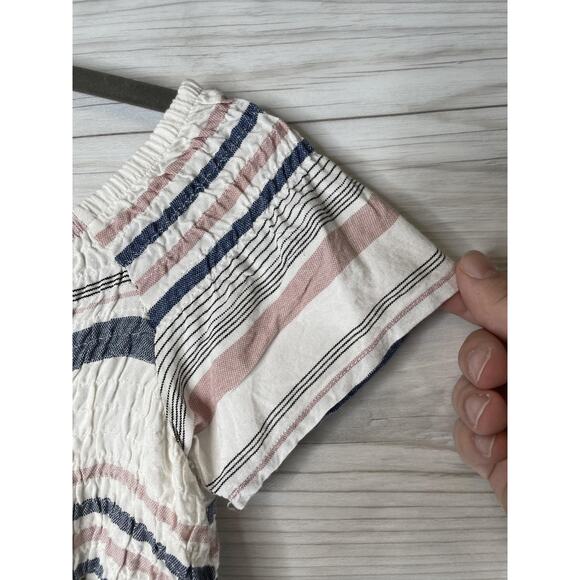 Style Envy Shirt Womens Medium White Blue Striped Smocked Crop Top Off Shoulder - Picture 3 of 9